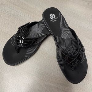 Clarks Breeze Sea Flip Flops Size 9 Black Patent